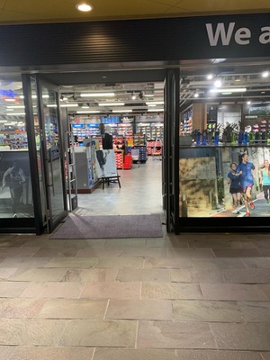 マーケットピア スーパースポーツゼビオ リバーウォーク北九州店 北九州市小倉北区室町