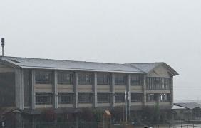 川西小学校