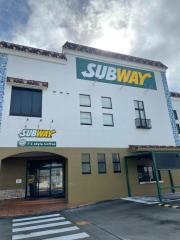 サブウェイ　波の上ビーチ店