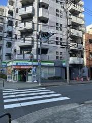 ファミリーマート　台東駒形一丁目店