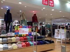 ユニクロ　神戸ハーバーランドｕｍｉｅ店