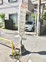 「橘通り」バス停留所
