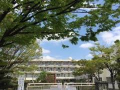 一宮市立木曽川中学校