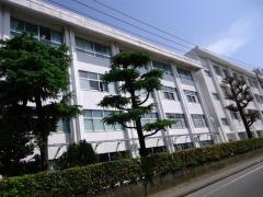 日南学園高等学校