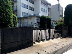 松ケ丘小学校