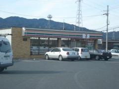 セブンイレブン　甲南町希望ケ丘店