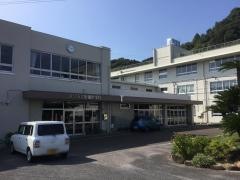 諫早市立飯盛中学校
