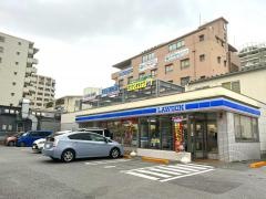 ローソン　おもろまち駅前店
