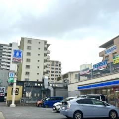 ローソン　おもろまち駅前店