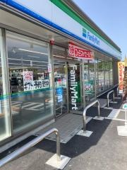 ファミリーマート　松山和気店