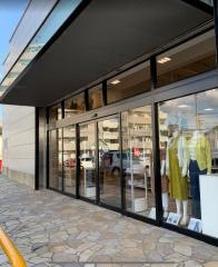 ユニクロ　アクロスプラザ幸町店