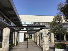 小平市中央図書館