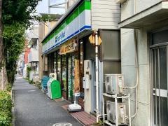 ファミリーマート　梅里二丁目店