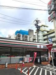 セブンイレブン　名古屋藤見が丘店