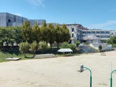 三原台小学校