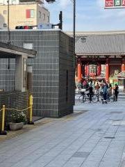 デニーズ　浅草雷門店