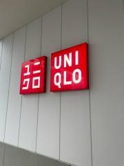 ユニクロ　クロスモール豊田陣中店