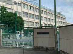 世田谷区立富士中学校