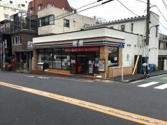 セブンイレブン　新宿神楽坂駅西店