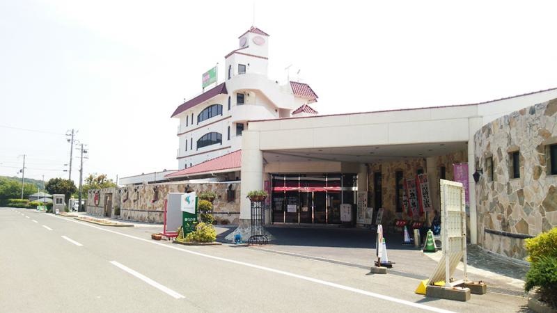 建物のエントランス付近