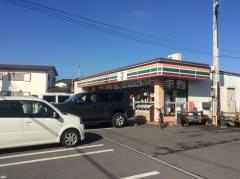 セブンイレブン　八潮木曽根店