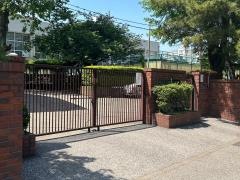 新宿区立四谷中学校
