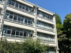 新宿区立四谷中学校