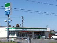 ファミリーマート　半田瑞穂店