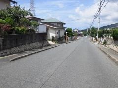 「勝谷新町三丁目」バス停留所