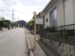 「勝谷新町三丁目」バス停留所