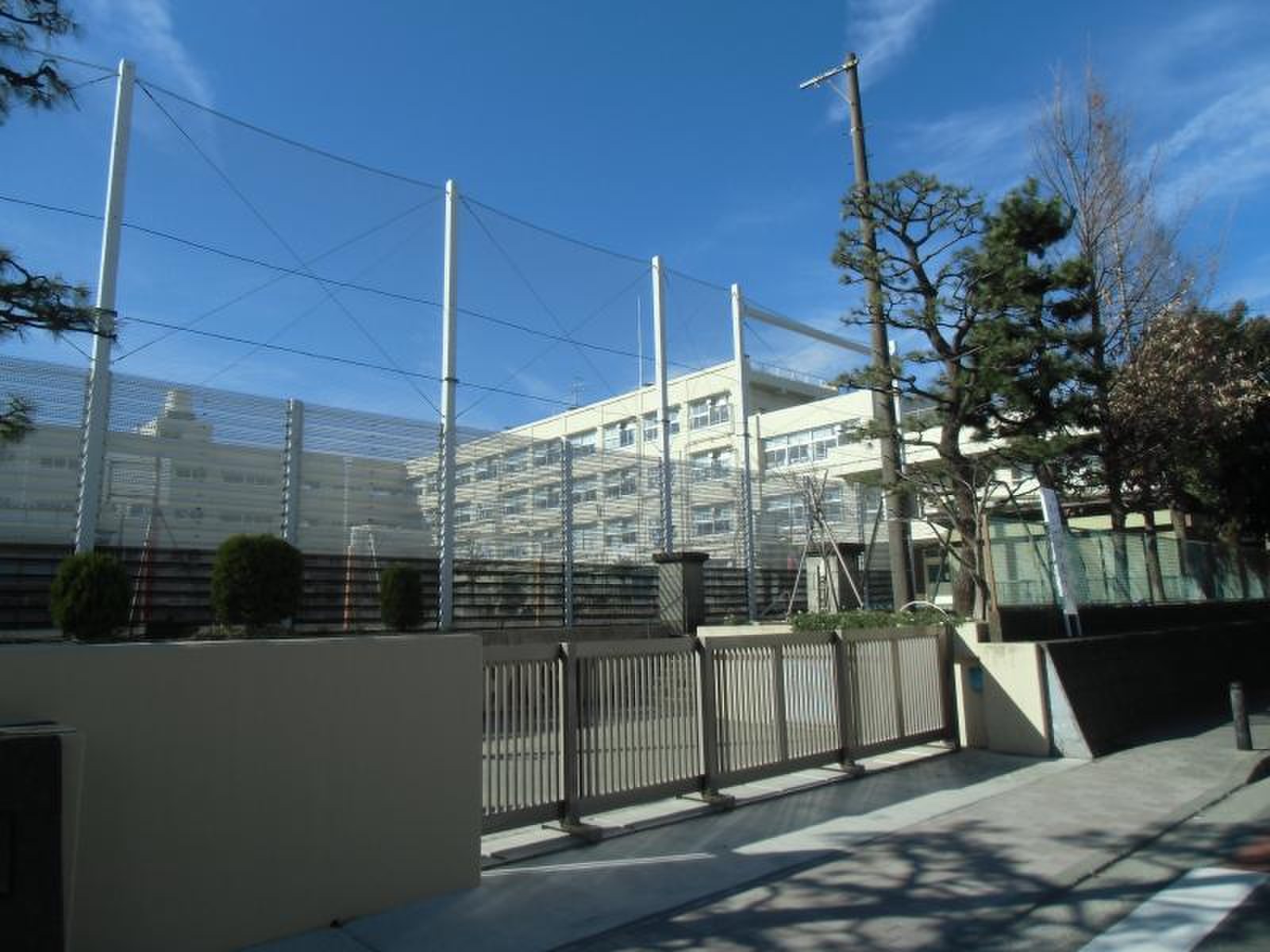 横浜 市立 綱島 東 小学校