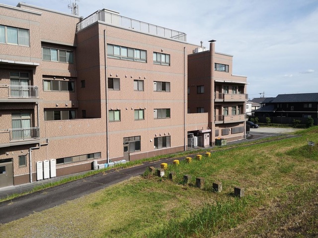 サンリバー 施設外観