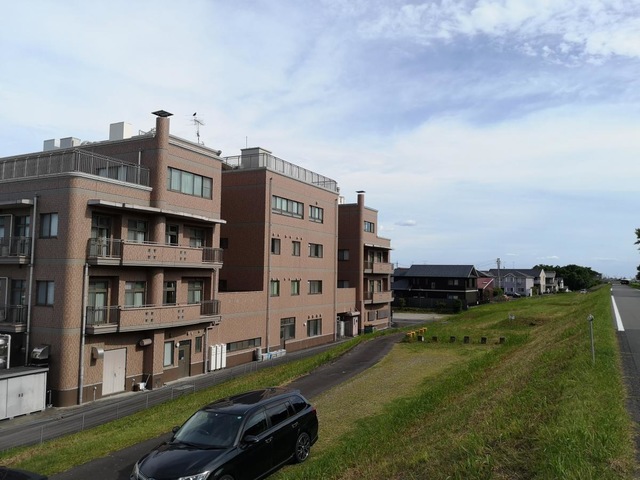 サンリバー 施設外観
