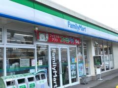 ファミリーマート　小松バイパス店