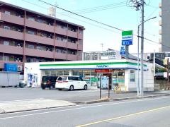 ファミリーマート　中村並木店