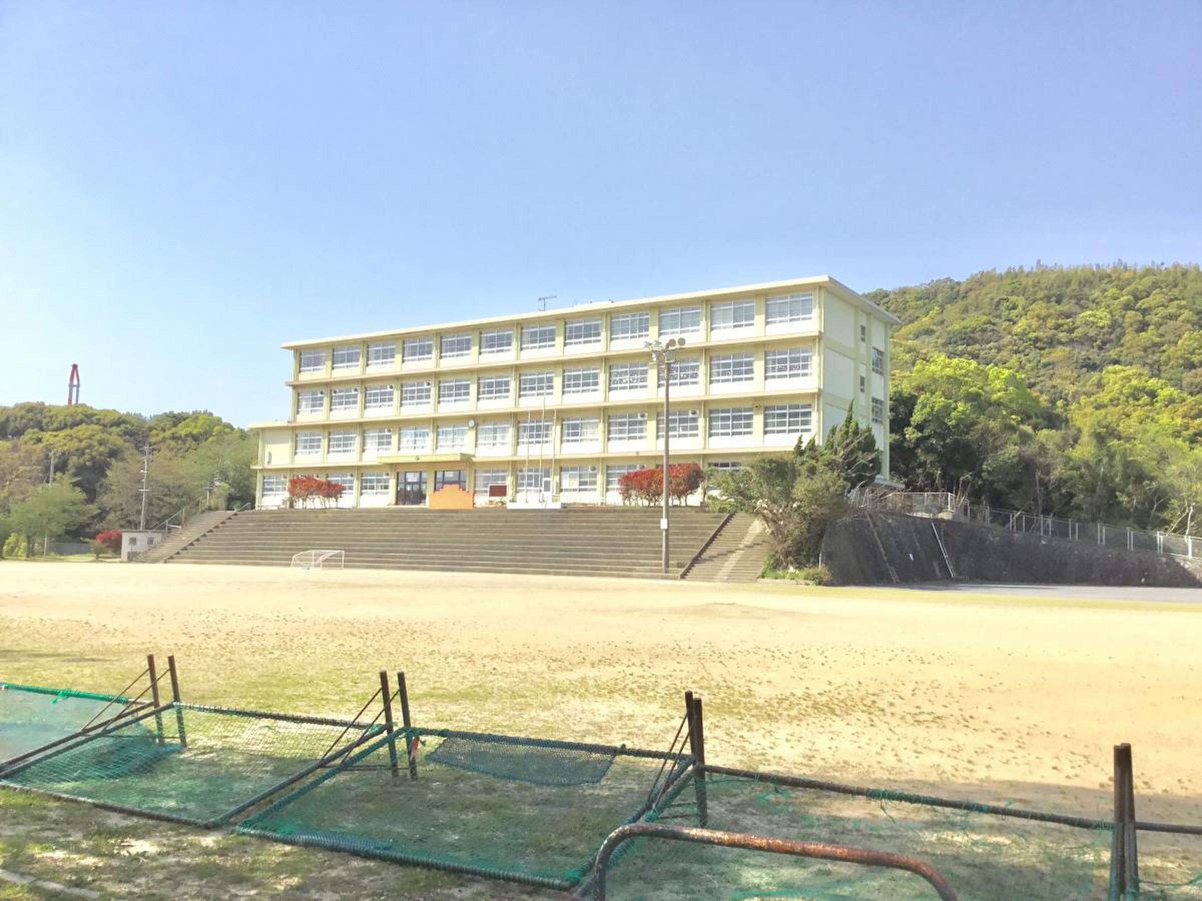 長崎 市立 西泊 中学校