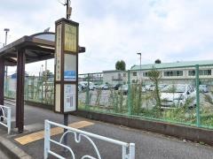 「花小金井駅入口」バス停留所