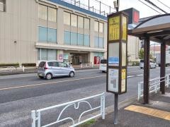 「花小金井駅入口」バス停留所
