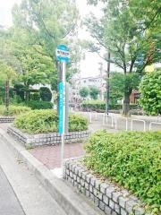 「地下鉄出戸」バス停留所