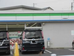 ファミリーマート　日進藤島店