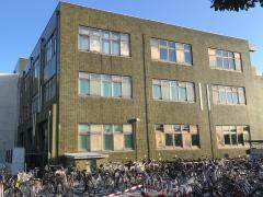 滋賀大学附属図書館