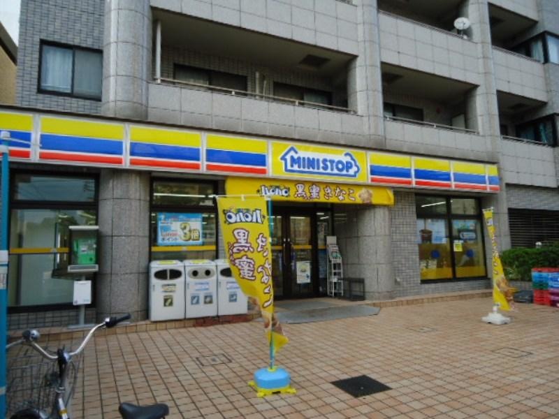 ミニストップ新宿若松町店