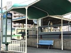 「中津六丁目」バス停留所
