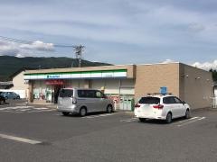 ファミリーマート 中津川苗木南店