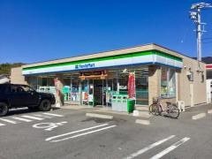 ファミリーマート　蒲郡竹谷店