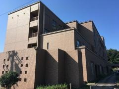 医療法人　健幸会　老人保健施設　さざんかの丘