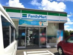 ファミリーマート　早渕二丁目店