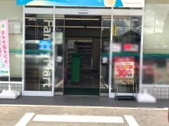 ファミリーマート　早渕二丁目店