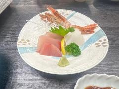 かめや