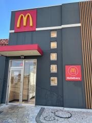マクドナルド　11号松山店